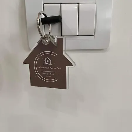 شقة La Maison Di Nonna Tina - Panoramic نابولي